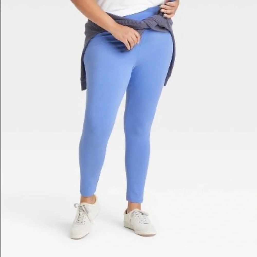 NWOT PLUS SIZE Ava & Viv Blue Leggings - Picture 3 of 3